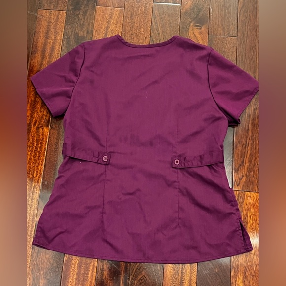 Grey’s anatomy Purple Scrub Top size L - Picture 3 of 3